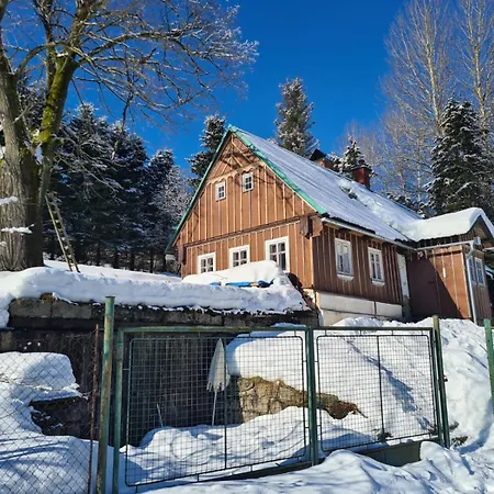 Roubenka Na Sjezdovce Villa Jablonec nad Nisou Exterior photo